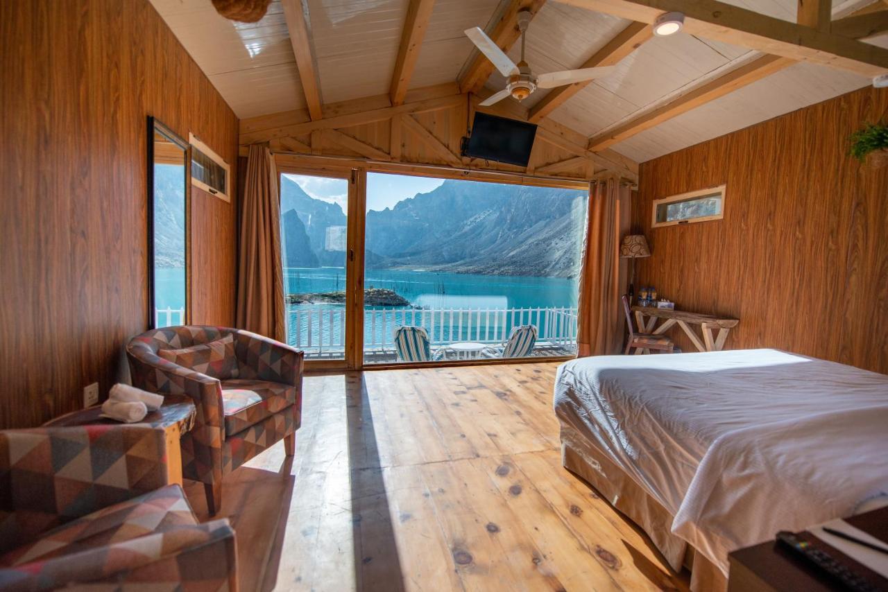 Luxus Hunza Attabad Lake Resort Karimabad  Ngoại thất bức ảnh