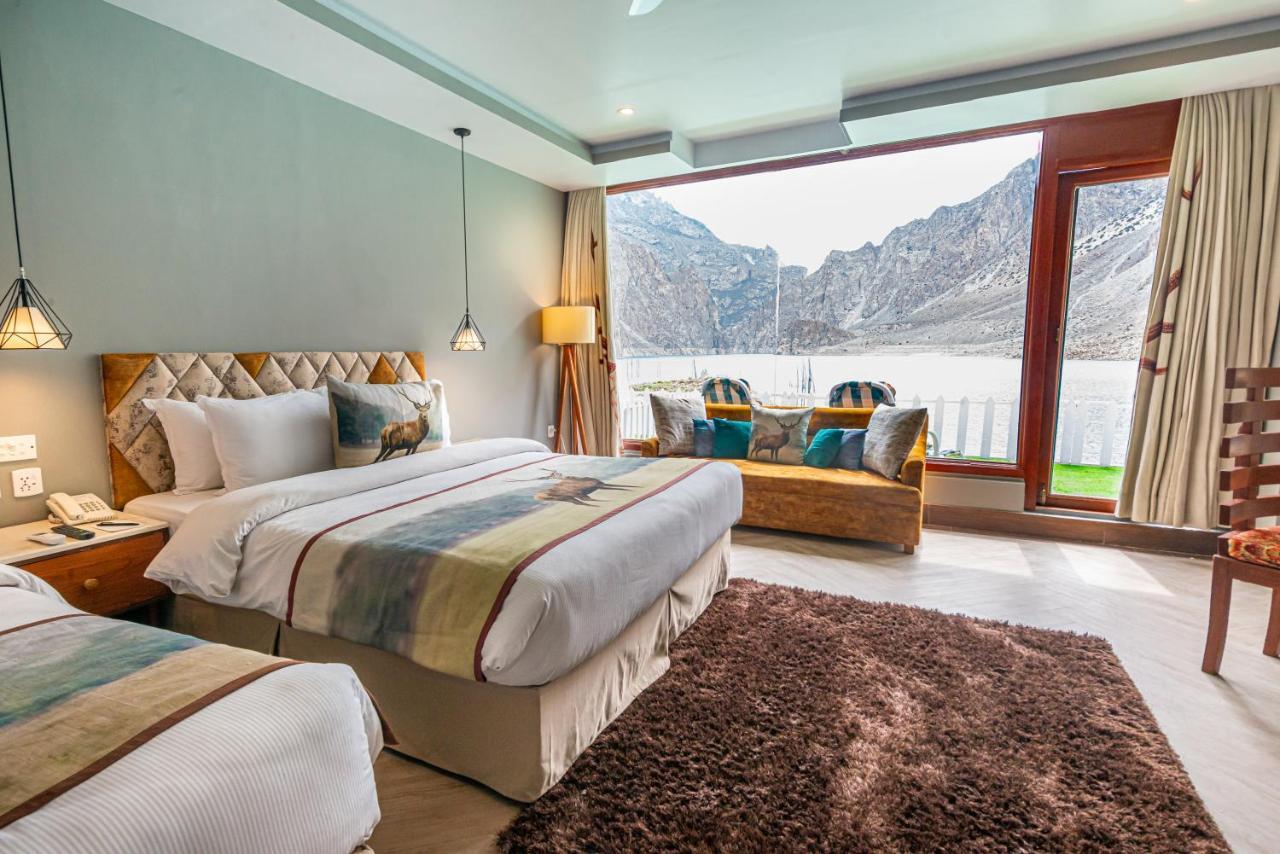 Luxus Hunza Attabad Lake Resort Karimabad  Ngoại thất bức ảnh